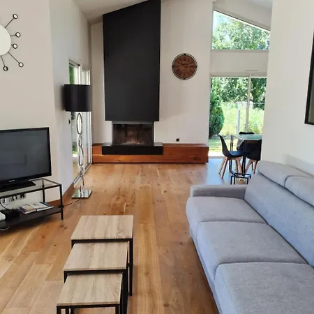 Du Port Дом отдыха